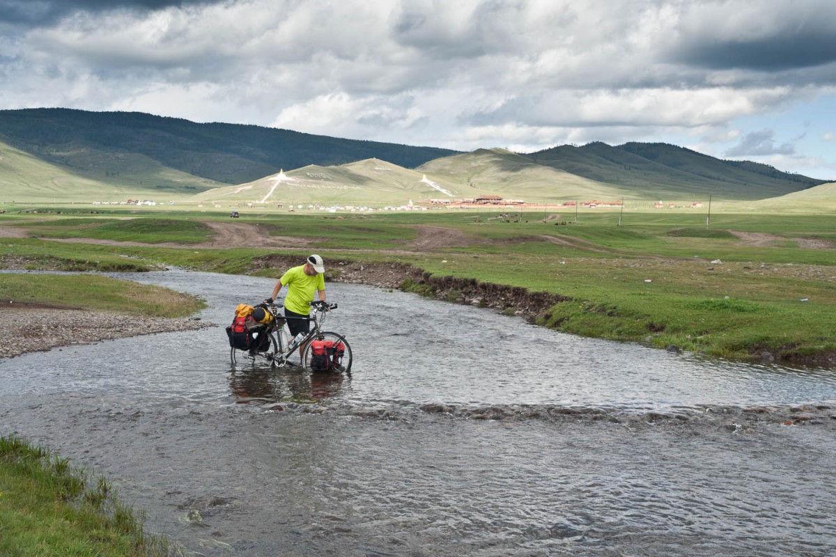 Crossing a stream