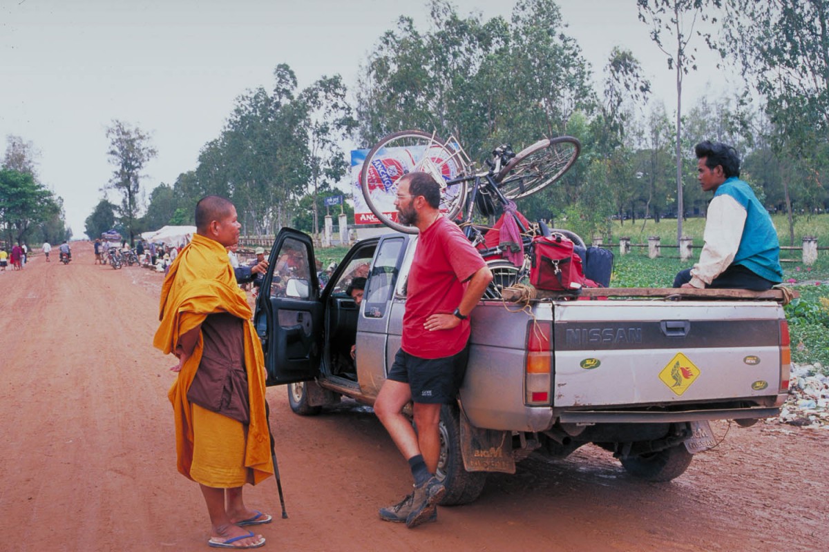 the road from Sisophon to Siem Reap