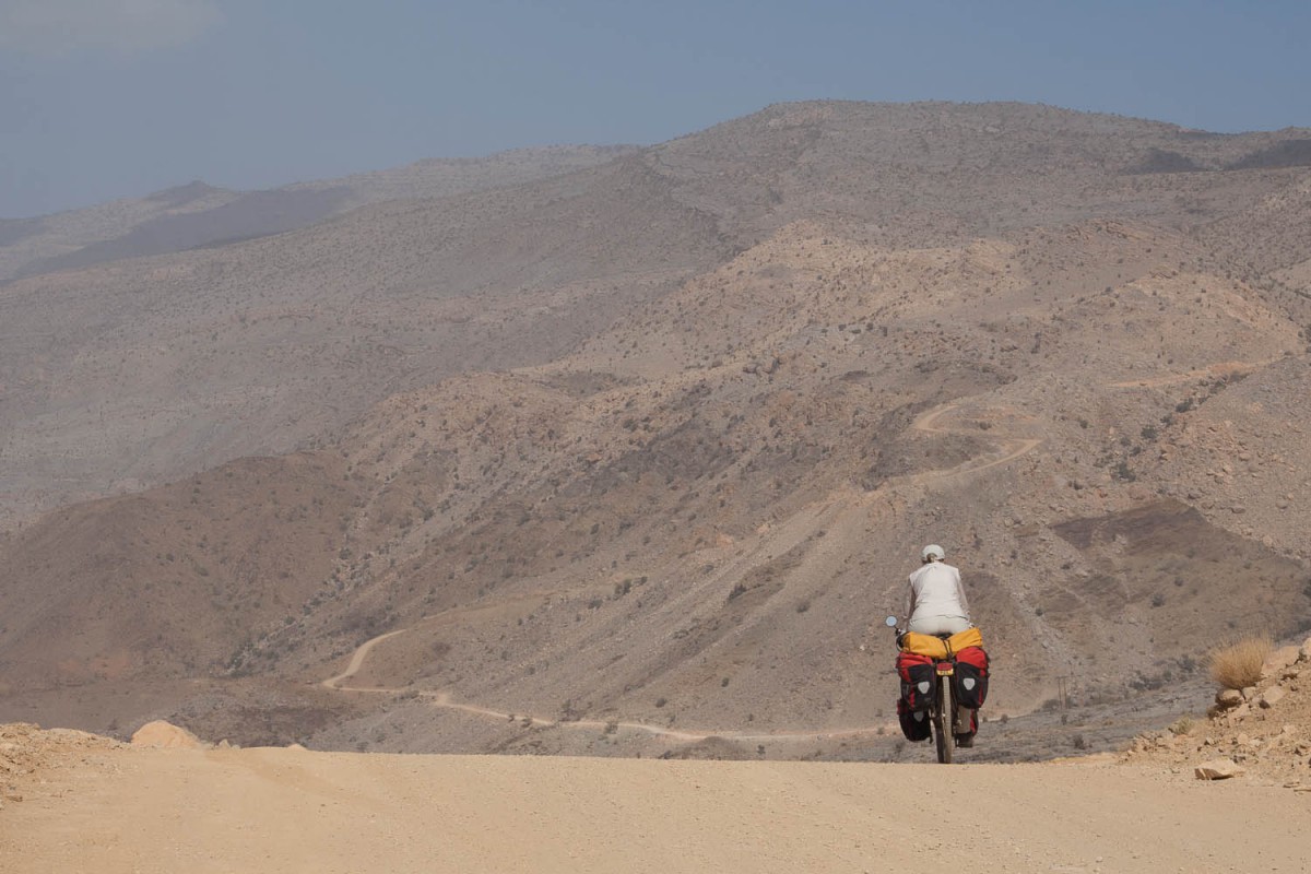 descending the Jebel Shams