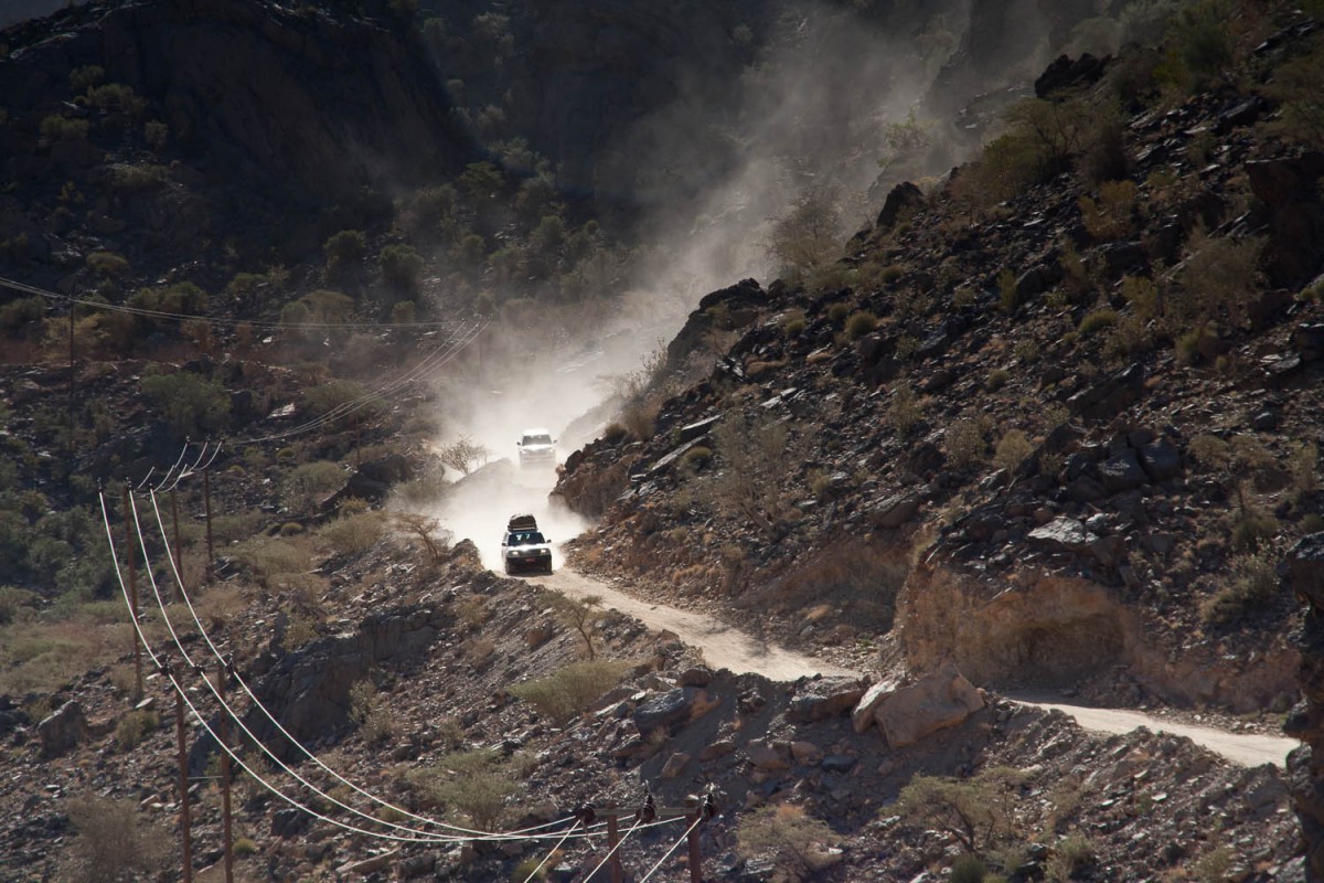 dust can be a problem on the Rustaq road