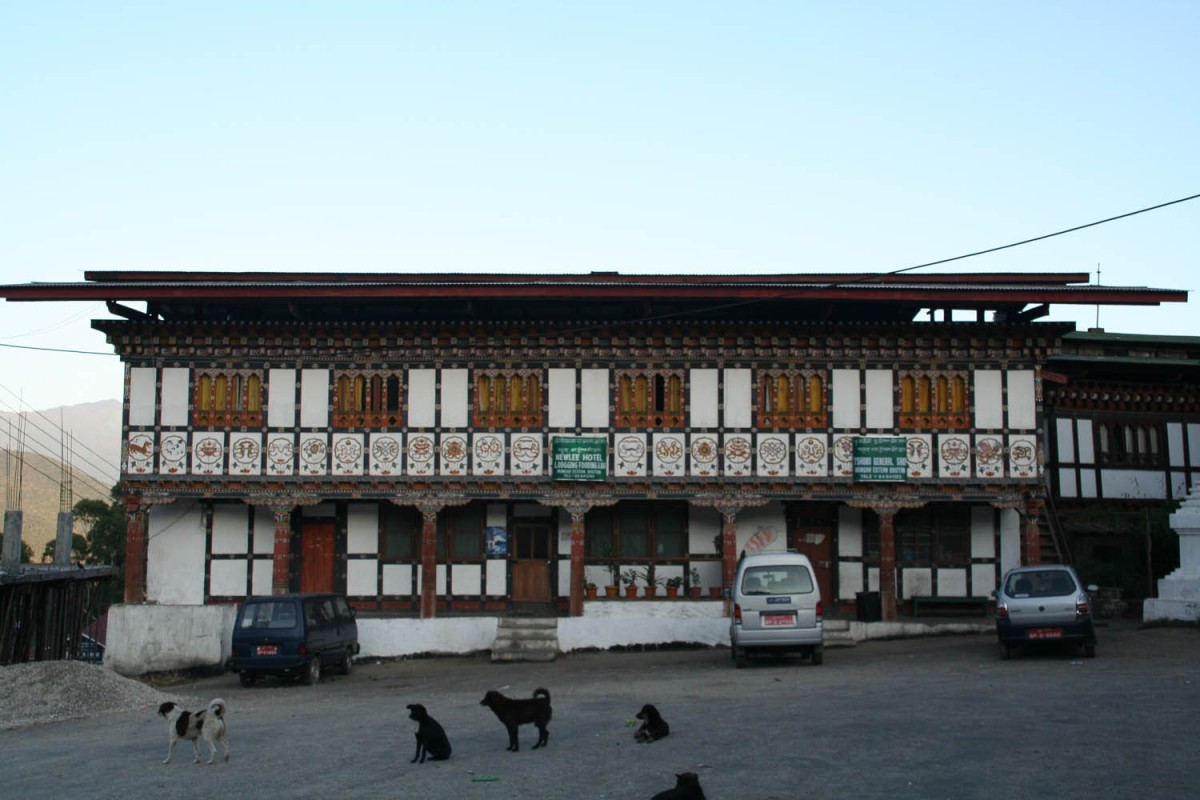 Bhutanese style hotel in Mongar