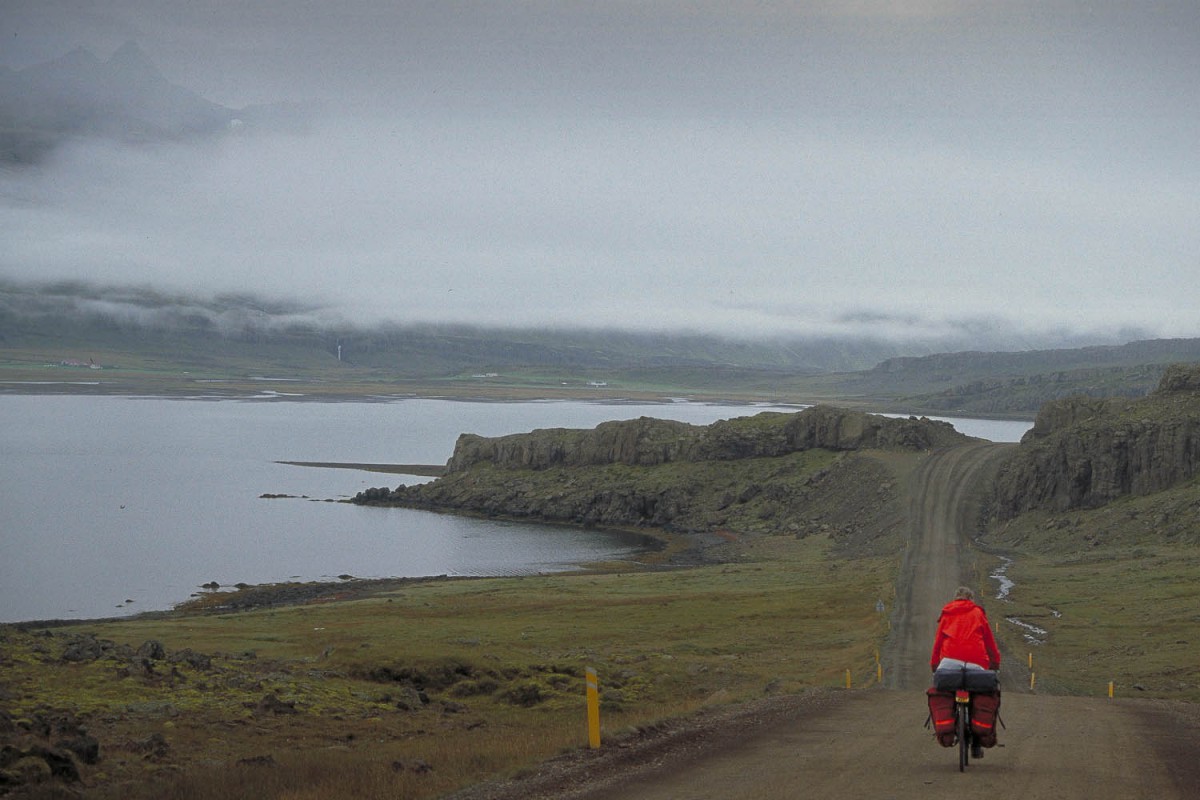 the unpaved part of the ring road