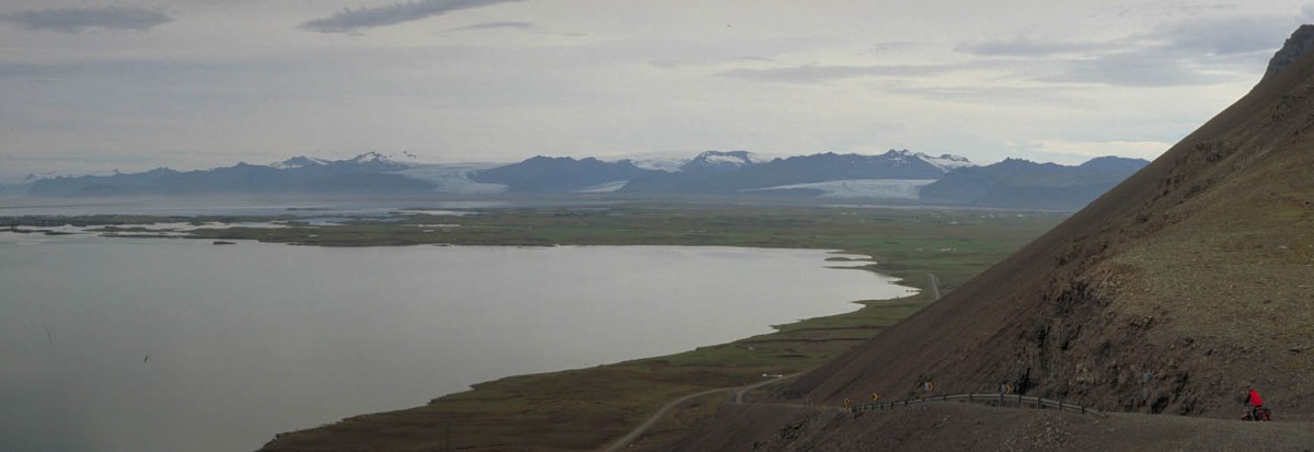 steep section of the ring road, a 16% descent to Höfn