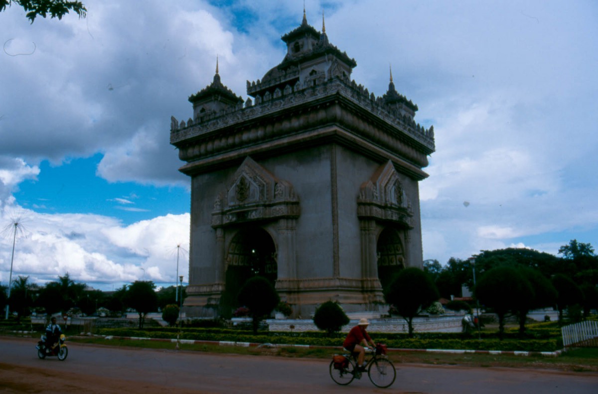 cycling around Vientiane's Arc de Triomphe