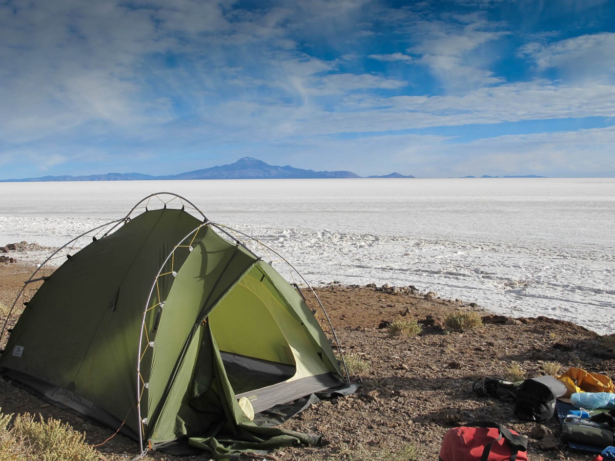 Camping at isla Incahuasi